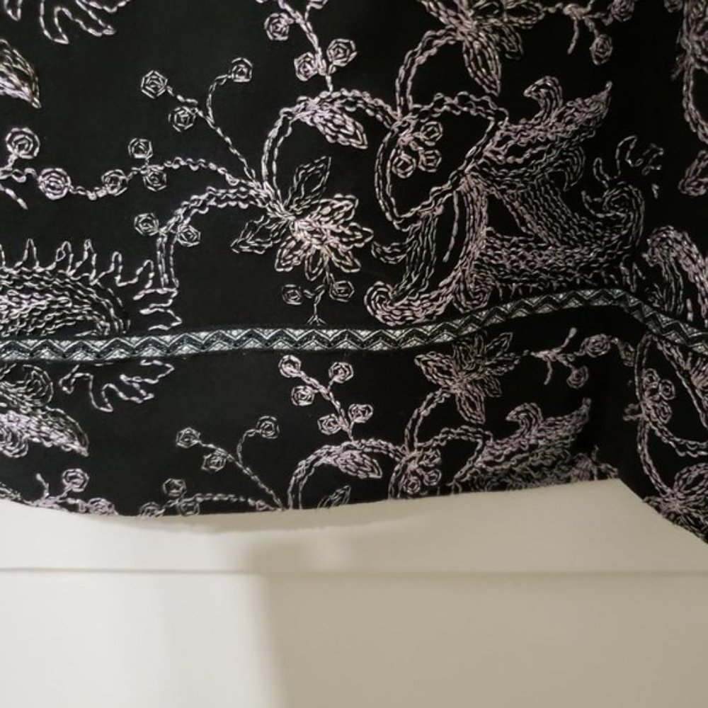 Nicole Miller sleeveless embroidered dress Size 8 - Picture 2 of 10